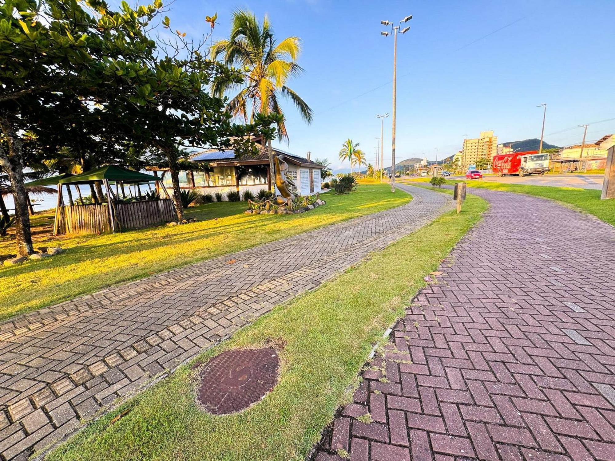 Praia/Piscina Com Hidro /Pebolim/Sinuca E Wi-Fi Caraguatatuba Exterior foto